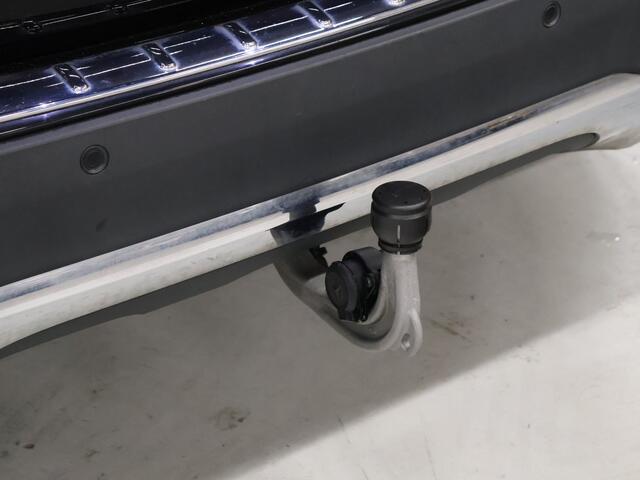 Mercedes-Benz GLA-KLASSE 250 e Business Solution Luxury Limited [TREKHAAK INKLAPBAAR, APPLE CARPLAY, ANDROID, STOELVERWARMING, CAMERA, VOL LEDER, CRUISE, CLIMATE, NIEUWSTAAT]