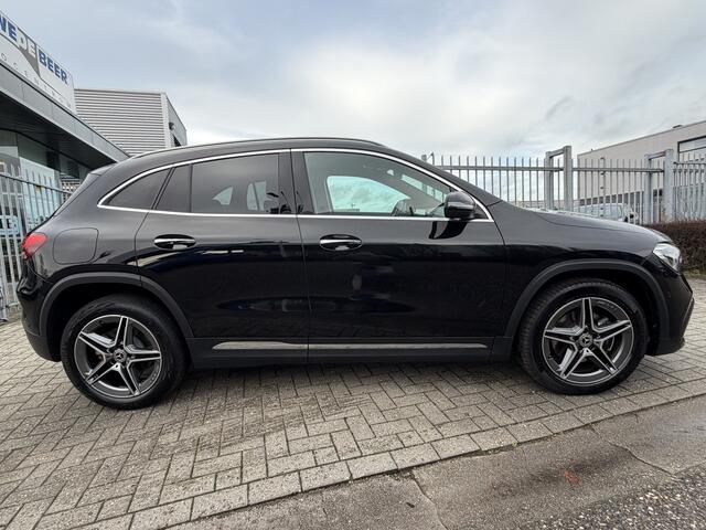 Mercedes-Benz GLA-KLASSE 250 e AMG Line Pano-Dak | Leer | Stoelverw. | Sfeerverlichting