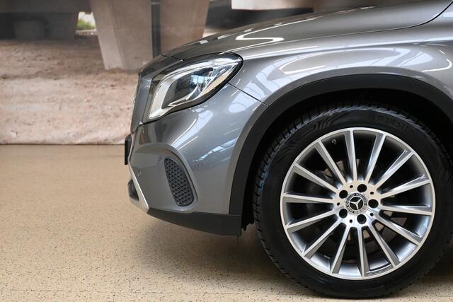 Mercedes-Benz GLA-KLASSE 180 122pk Premium Plus | Panoramadak | LED | Elek. klep | 100% (Dealer) onderhouden label