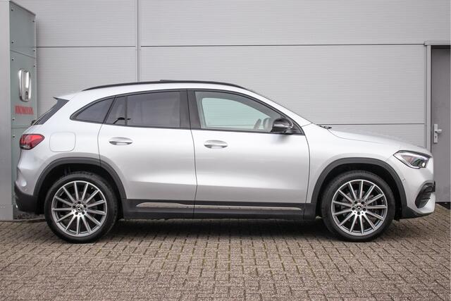 Mercedes-Benz GLA-KLASSE 250 e PHEV AMG Line - Wegklapb. trekhaak | Schuif/-kanteldak | Stoelverw. | 360 Cam | Dodehoeksens.