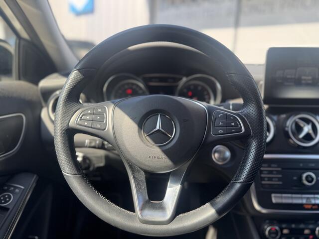 Mercedes-Benz GLA-KLASSE 200 Business | Camera | Navi | Leer | Trekhaak