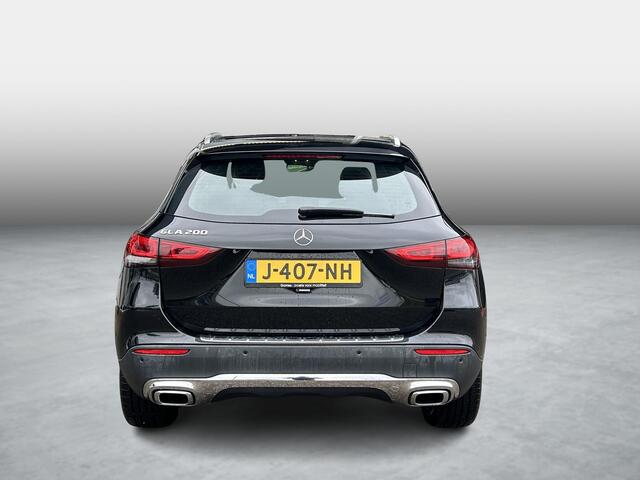 Mercedes-Benz GLA-KLASSE 200 Business Solution Luxury | Panoramadak | Memorypakket | Stoelverwarming