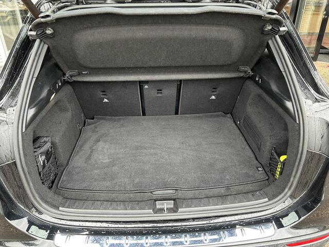 Mercedes-Benz GLA-KLASSE 200 Business Solution Luxury | Panoramadak | Memorypakket | Stoelverwarming