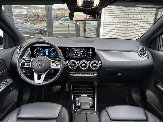 Mercedes-Benz GLA-KLASSE 200 Business Solution Luxury | Panoramadak | Memorypakket | Stoelverwarming