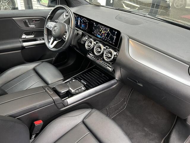 Mercedes-Benz GLA-KLASSE 200 Business Solution Luxury | Panoramadak | Memorypakket | Stoelverwarming