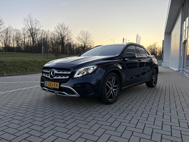 Mercedes-Benz GLA-KLASSE 250 Premium Plus | Trekhaak | BTW | Keyless | Automaat