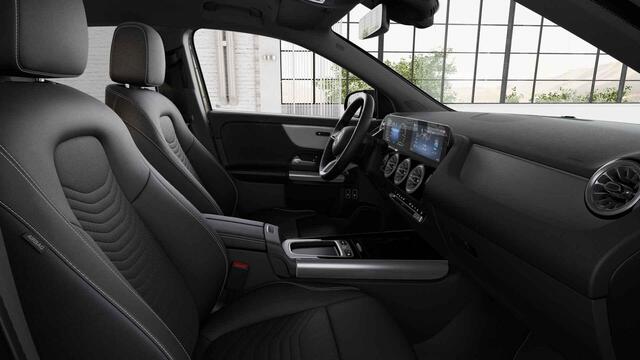 Mercedes-Benz GLA-KLASSE 250 e Luxury Line | Trekhaak | Night pakket | Apple carplay |