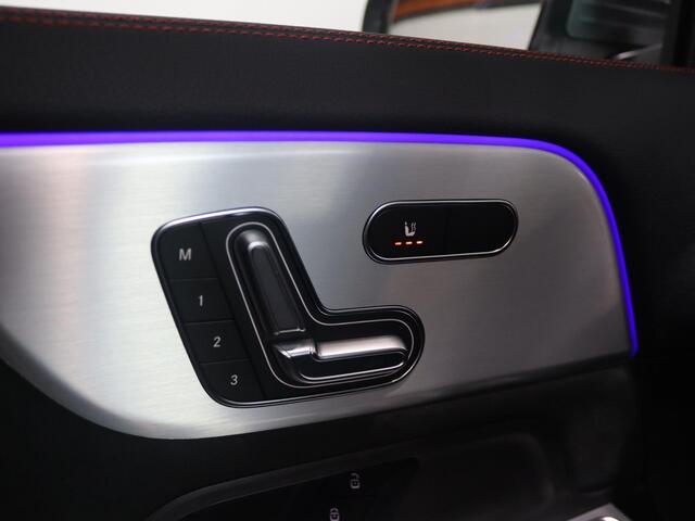 Mercedes-Benz GLA-KLASSE 180 Business Solution AMG | Panoramaschuifdak | Premium Plus | head-up display | Trekhaak