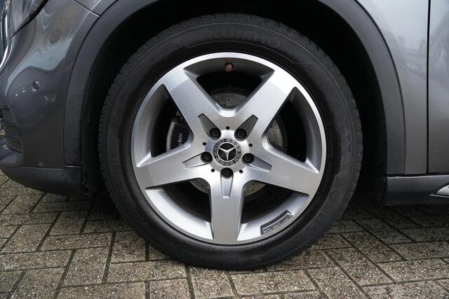 Mercedes-Benz GLA-KLASSE 180 Business Solution AMG 123pk Stoelverwarming/Navigatie/Camera