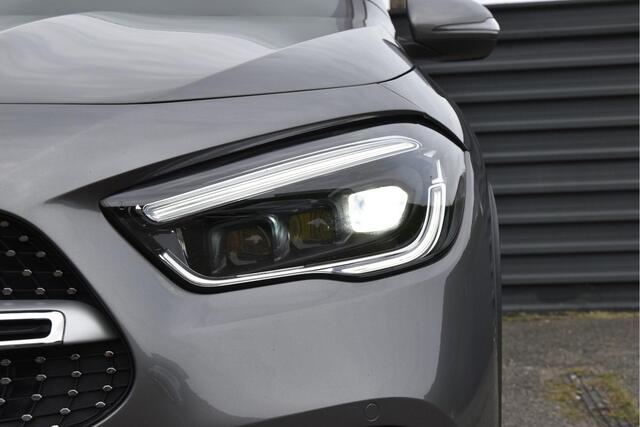 Mercedes-Benz GLA-KLASSE 250 e AMG Line