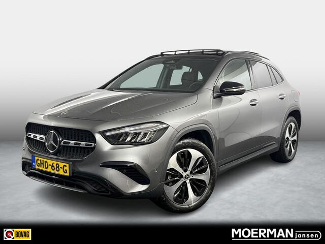 Mercedes-Benz GLA-KLASSE 250 e Star Edition Luxury Line / NL auto / Panoramadak / Trekhaak / Plug-In Hybride / Nw model