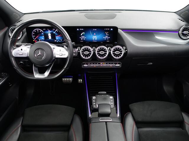 Mercedes-Benz GLA-KLASSE 200 Business Solution AMG Aut- Memory Seats, Panoramadak, Carbon, Sfeerverlichting, Carplay, Android Auto