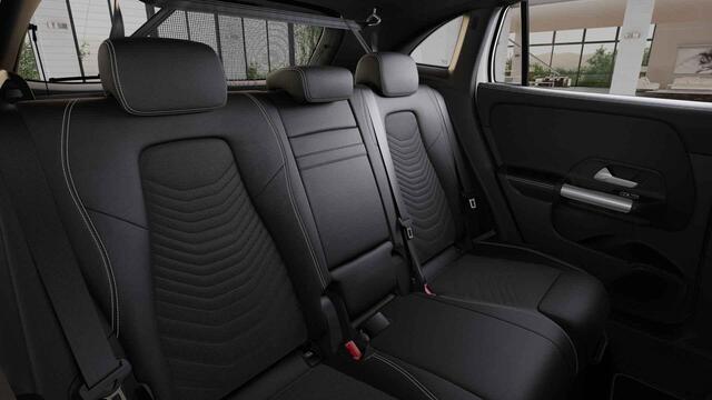 Mercedes-Benz GLA-KLASSE 250 e Luxury Line | Night pakket | Trekhaak | Winter pakket |