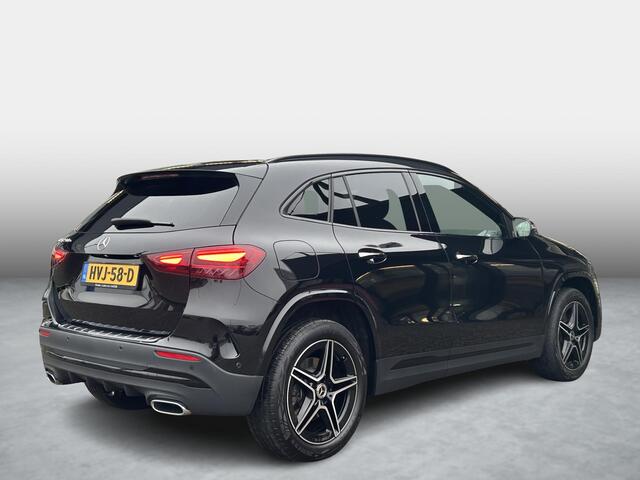Mercedes-Benz GLA-KLASSE 250 e Star Edition AMG Line | Memory | Panoramadak | Trekhaak | Stoelverwarming | Sfeerverlichting