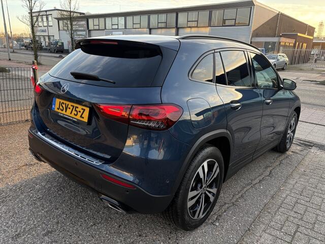Mercedes-Benz GLA-KLASSE 250 e Business Solution Luxery Limited