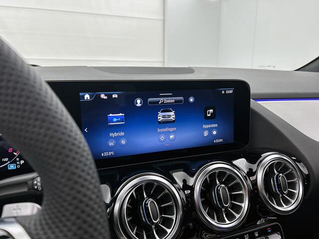 Mercedes-Benz GLA-KLASSE 250 e Business Solution AMG | Premium Plus pakket | GUARD 360 ° Vehicle protection Plus | Sierdelen aluminium | Smartphone integratie | Head-up display | Memorypakket | 360°-camera | Augmented Reality navigatie |
