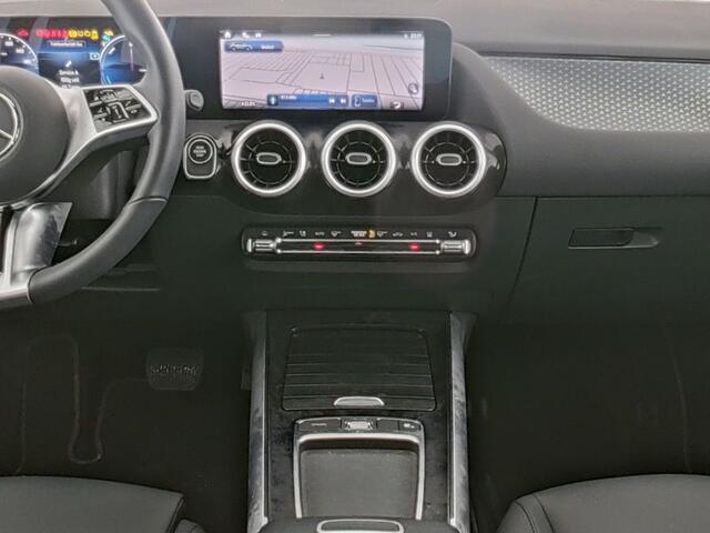 Mercedes-Benz GLA-KLASSE 250 e Plug-In Hybride Ledkoplampen | Stuur en Stoelverwarming | Achteruitrijcamera | Easy-Pack Achterklep. Inclusief 24 maanden MB Certified garantie voor Europa.