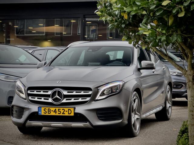 Mercedes-Benz GLA-KLASSE 180 AMG-LINE AUT7 LEDER 19 INCH-LMV NAVI PDC CAMERA STOELVERW ETC