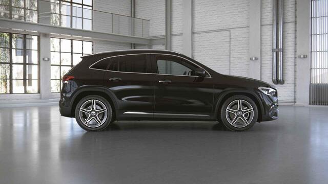 Mercedes-Benz GLA-KLASSE 250 e AMG Line | Multibeam | Memory | Headup | Panoramadak | 360 graden camera |