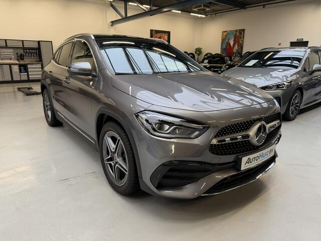 Mercedes-Benz GLA-KLASSE 250 225 PK 4MATIC AMG Line Panoramadak Achteruitrijcamera DAB Carplay 19 inch velgen Ambienteverlichting