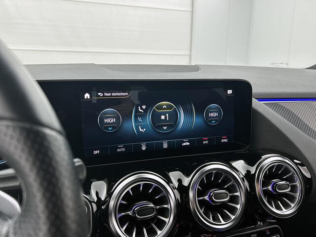Mercedes-Benz GLA-KLASSE 200 Business Solution AMG 5 spaaks lichtmetalen velgen | Navigatie | MBUX wide screen | Parking support met camera achter | Trekhaak | Inclusief 24 maanden MB Certified garantie voor Europa.