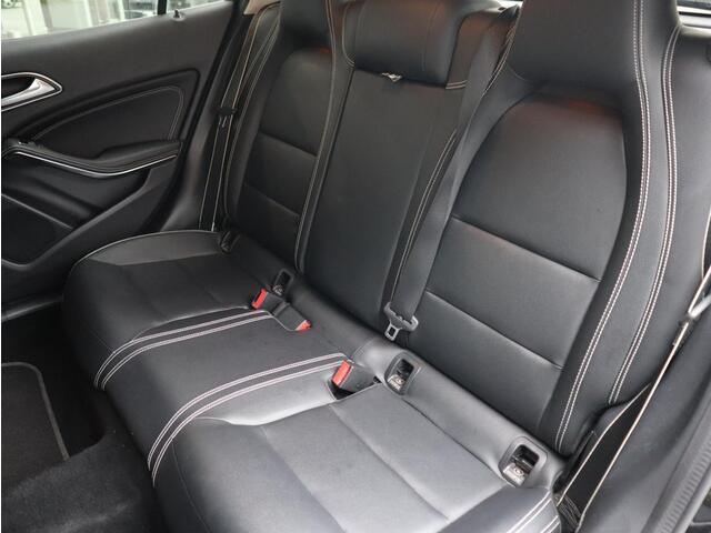 Mercedes-Benz GLA-KLASSE 200 Premium Plus