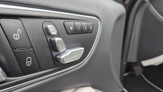 Mercedes-Benz GLA-KLASSE 180 Premium Plus