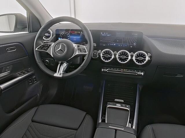 Mercedes-Benz GLA-KLASSE 250 e Plug-In Hybride Trekhaak | Distronic | Sfeerverlichting | Stuur en Stoelverwarming | Ledkoplampen Inclusief 24 maanden MB Certified garantie voor Europa.