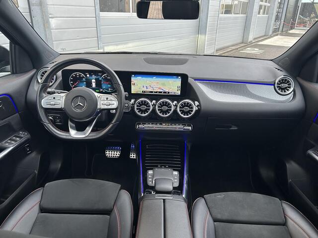 Mercedes-Benz GLA-KLASSE 250 e Business Solution AMG Limited | Memory | Panoramadak | sfeerverlichting