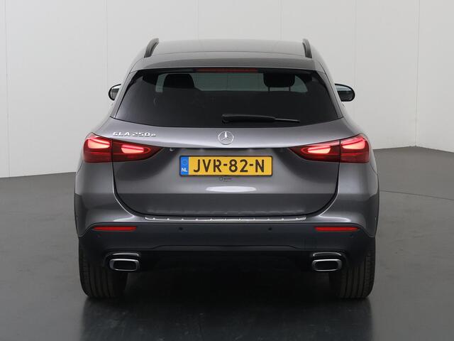 Mercedes-Benz GLA-KLASSE 250 e Luxury Line | Trekhaak | Night pakket | Apple carplay |