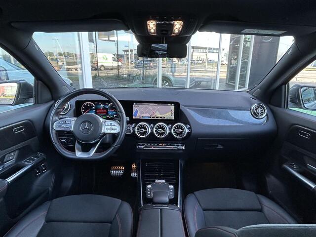 Mercedes-Benz GLA-KLASSE 250 e AMG | Rijassistentie+ | Panoramadak