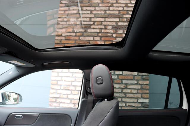 Mercedes-Benz GLA-KLASSE 200 Business Solution AMG Line | Panoramadak | Augmented Reality | Widescreen | Stoelverwarming | Cruise Control | Zitcomfortpakket | High Perf LED | Android Auto/Apple Carplay |