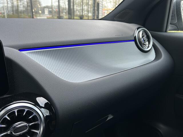 Mercedes-Benz GLA-KLASSE 250e Luxury Plugin Hybride 250e Luxury // Trekhaak // Carplay // Camera // Sfeerverlichting // Widescreen Dashbord