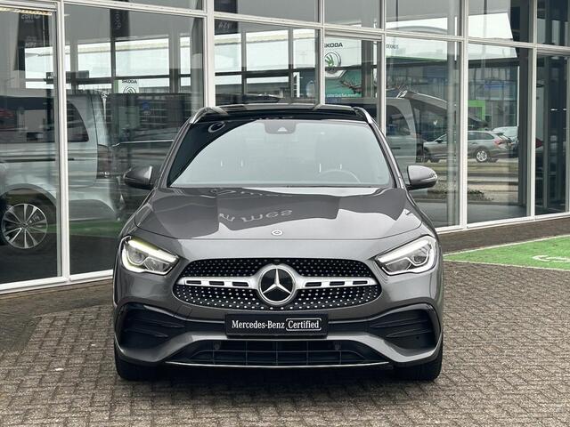 Mercedes-Benz GLA-KLASSE 180 AMG | Panoramadak | Sfeerverlichting