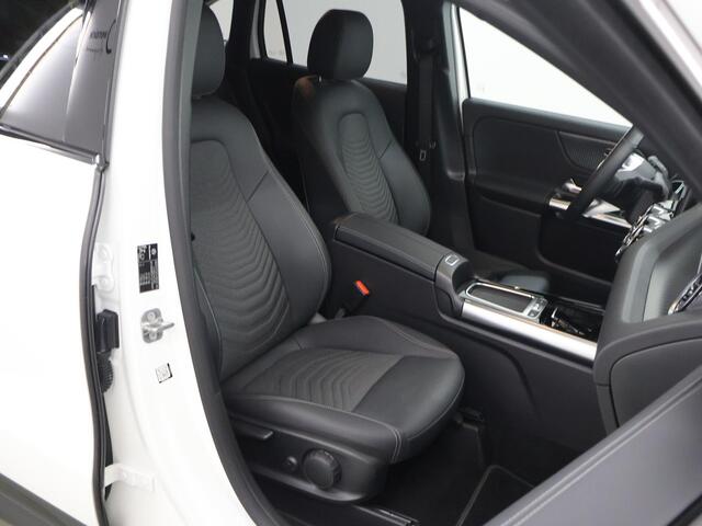 Mercedes-Benz GLA-KLASSE 250 e Luxury Line | Night pakket | Trekhaak | Winter pakket |