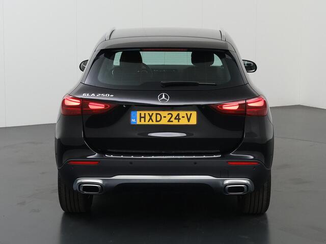 Mercedes-Benz GLA-KLASSE 250 e Business Line | Widscreen | Sfeerverlichting | Elektrische achterklep |