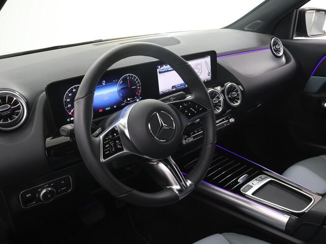 Mercedes-Benz GLA-KLASSE 250 e Luxury Line | Stoelverwarming | Night pakket | Winter pakket | Trekhaak |