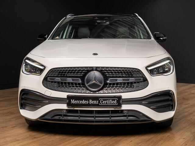 Mercedes-Benz GLA-KLASSE 250 e Business Solution AMG Limited Panorama dak