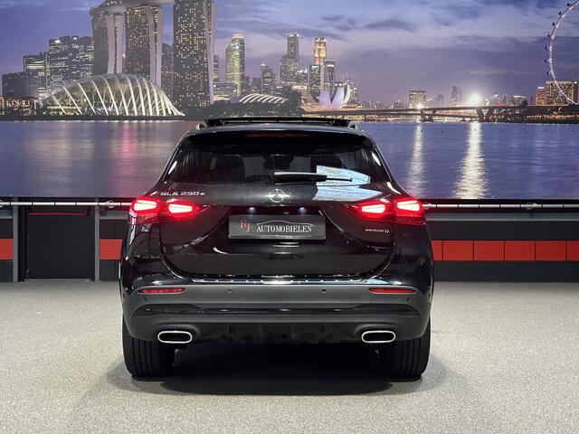 Mercedes-Benz GLA-KLASSE GLA250 e AMG Panorama|Sfeer|Camera|Kofferklep|Carbon