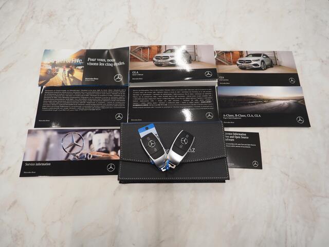 Mercedes-Benz GLA-KLASSE 250 e Progressive | Panoramadak | Trekhaak | Leder | Camera | Keyless | Adaptive Cruise | Sfeerlicht