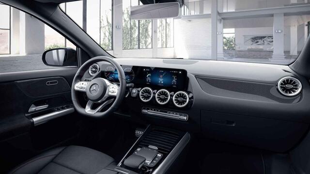 Mercedes-Benz GLA-KLASSE 250 e AMG Line | Premium plus | Night pakket | Panoramadak |