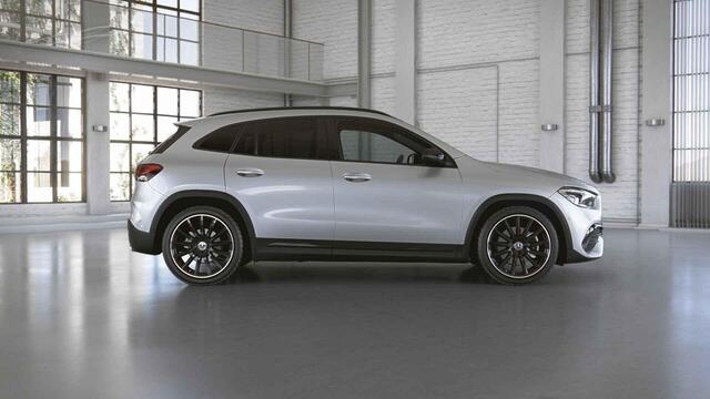 Mercedes-Benz GLA-KLASSE 180 AMG Line | 20" lichtmetalen velgen | Panoramadak | Night | Widescreen | Stoelverwarming |