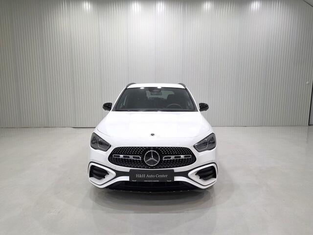 Mercedes-Benz GLA-KLASSE 200 AMG Line |CAMERA|CARPLAY|Sfeerverlichting|