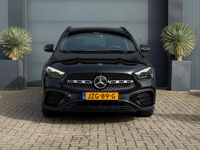 Mercedes-Benz GLA-KLASSE 200 AMG Line | Panorama | Keyless | Digital Light