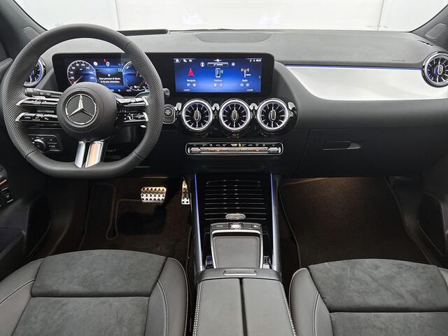 Mercedes-Benz GLA-KLASSE 250 e Business Solution AMG | AMG Line Plus pakket | Trekhaak | Nightpakket | Panoramaschuifdak | MULTIBEAM LED | 360° camera | 20 inch AMG velgen | Memorypakket | Augmented Reality navigatie | Head-up display |