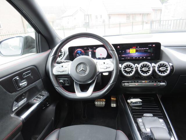 Mercedes-Benz GLA-KLASSE 250 e Business Solution AMG Limited * Rijklaarprijs incl. garantie * Panoramdak * Trekhaak * Camera * Led *