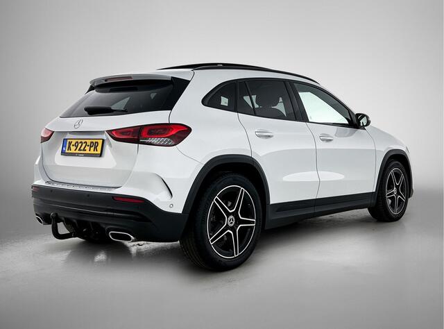 Mercedes-Benz GLA-KLASSE 200 AMG Nightpakket | Panoramadak | Memory | Sfeerverlichting | Dode Hoek Ass | Keyless Go | Augmented Reality | Inclusief 24 maanden Mercedes-Benz Certified garantie voor Europa.