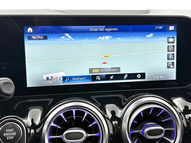 Mercedes-Benz GLA-KLASSE 200 AMG Nightpakket | Panoramadak | Memory | Sfeerverlichting | Dode Hoek Ass | Keyless Go | Augmented Reality | Inclusief 24 maanden Mercedes-Benz Certified garantie voor Europa.