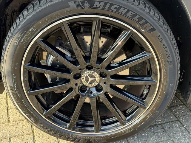 Mercedes-Benz GLA-KLASSE 250 e AMG Line Pano-Dak | HUD | Keyless | Stoelverw. |