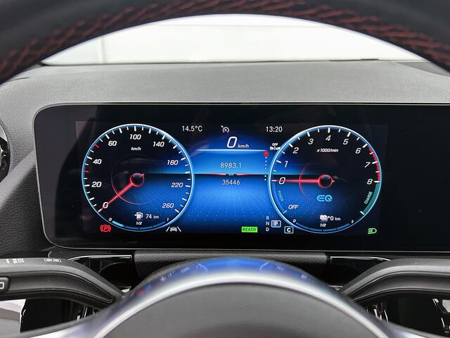 Mercedes-Benz GLA-KLASSE 250 e AMG Line | Panoramadak | Achteruitrijcamera | Nightpakket | Sfeerverlichting | Inclusief 24 maanden MB Certified garantie voor Europa.